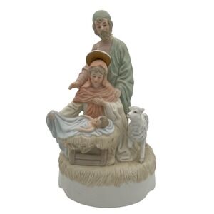 1983 Lefton Christopher Collection Musical Nativity Away in a Manger Figurine